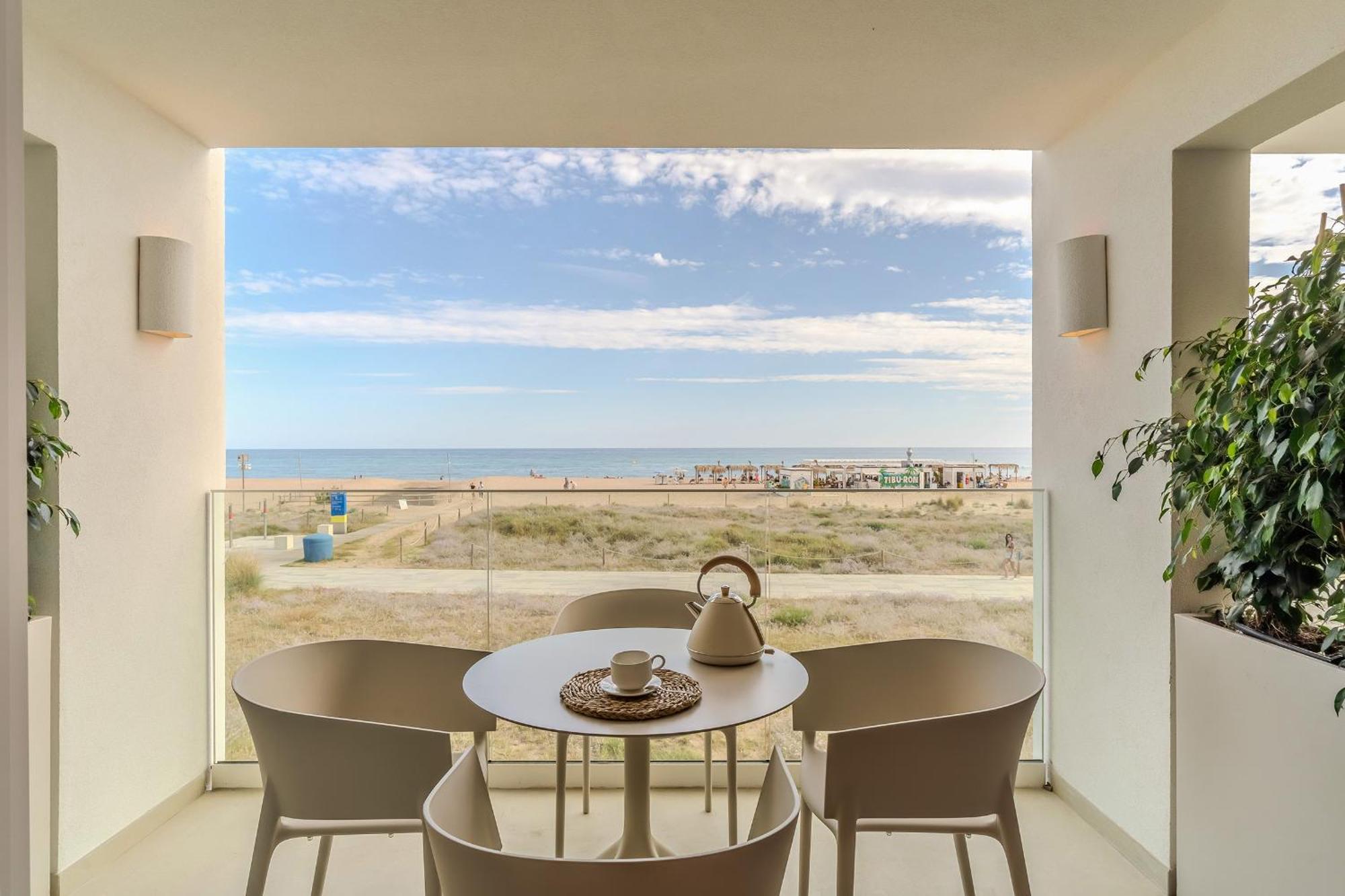Apartamentos Azul Castelldefels Extérieur photo