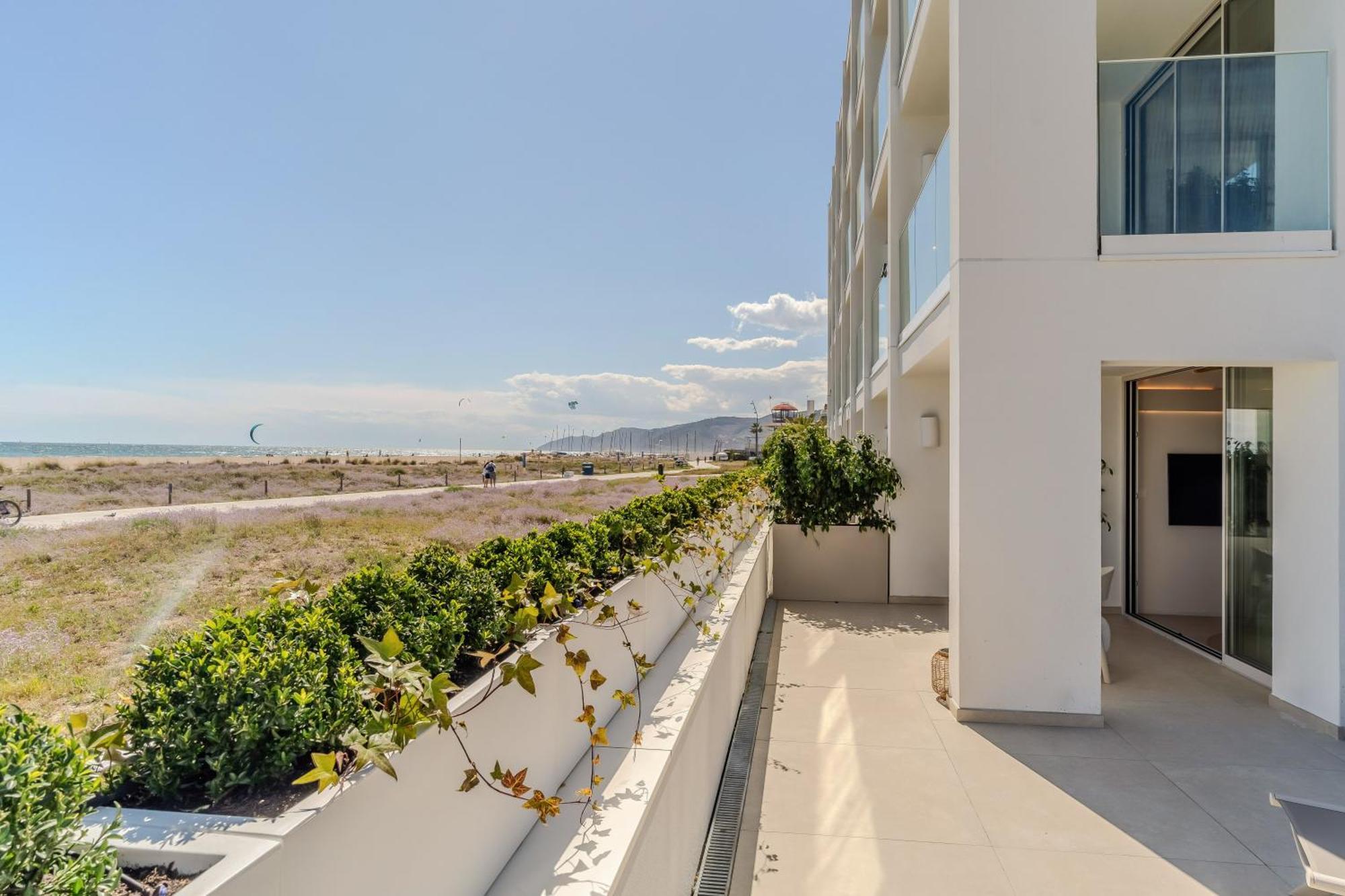 Apartamentos Azul Castelldefels Extérieur photo