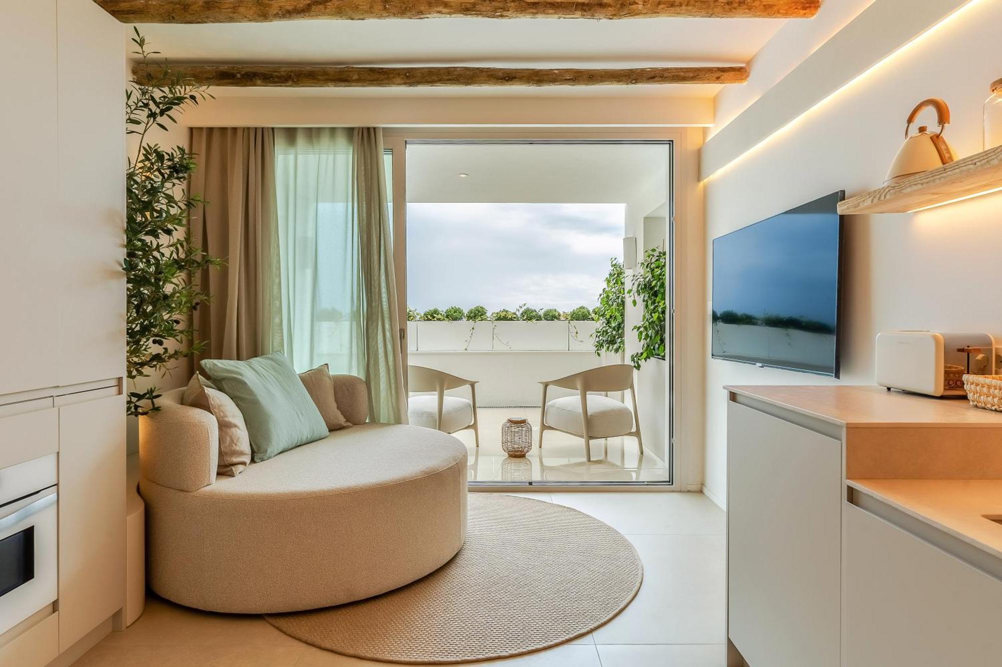 Apartamentos Azul Castelldefels Extérieur photo